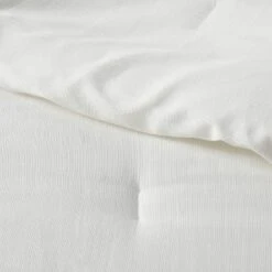 Family-Friendly Comforter & Sham Set Chambray - Threshold™ -Fradel & Spies GUEST d65c10f7 e586 4941 a5dc ed729c323227