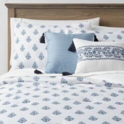 5pc Block Print With Border Comforter Bedding Set White/Blue - Threshold™ -Fradel & Spies GUEST ddc8a001 aa3a 4790 aed4 861077adb88d